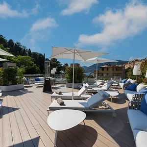 https://carrick.hotelitalianriviera.com