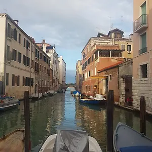 https://maison-widmann.hotelinveneto.com